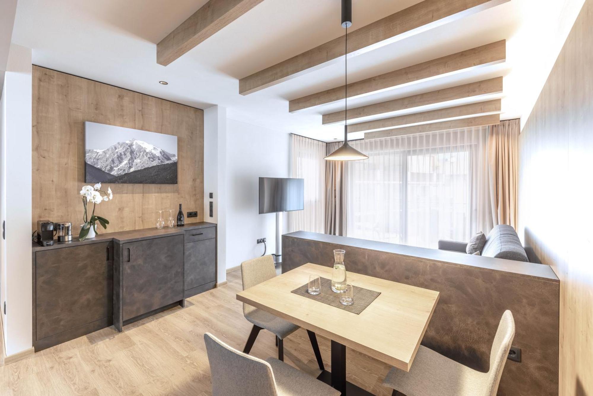 Villa Hubertus Luxuria Nova Suites - Adults Friendly Naturns Zewnętrze zdjęcie